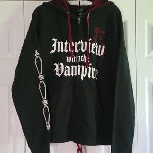 Hot Topic - Interview with the Vampire - Black and Red Graphic Hoodie L
